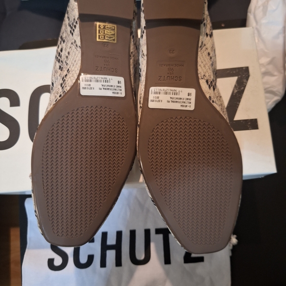 Schutz Women's Snakeskin Ballet Flats - Black and Cream - Picture 4 of 7